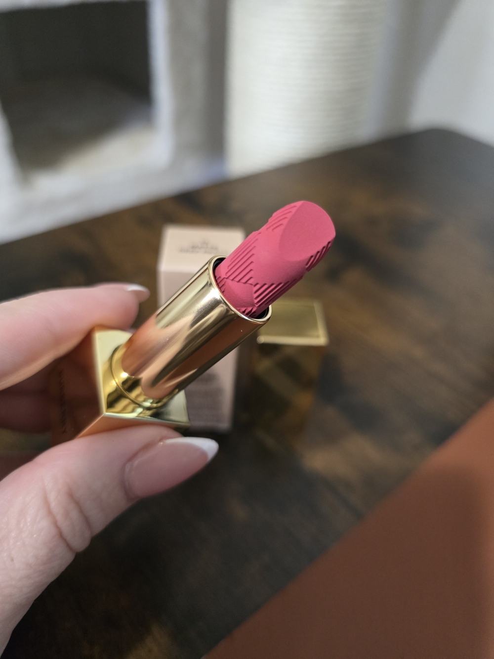Burberry Kisses Lipstick - Picture 3 of 6